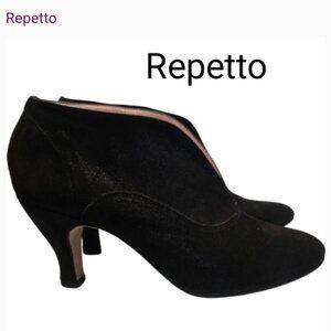 Repetto Black Ballet Flats Classic Design
